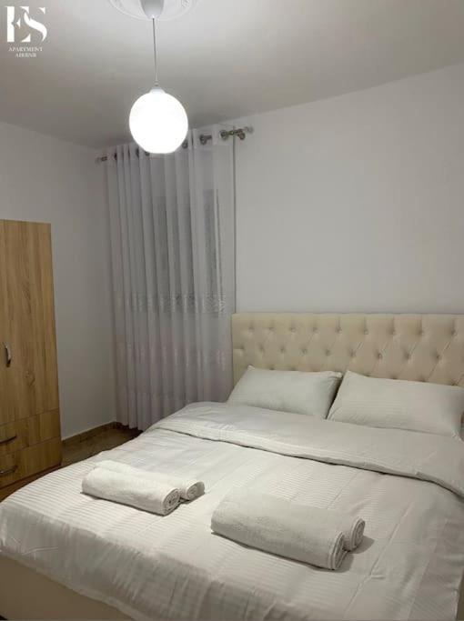 Es Apartment Tirana Extérieur photo